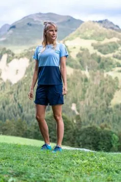 Swix Motion Adventure T-Shirt Women Blue Bell -Tilbud Swix Store 40936 72108 ENVIRONMENT1 ba80e77d59