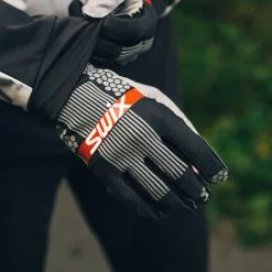 Swix Carbon Glove Phantom 5 Swix Carbon Glove Phantom -Tilbud Swix Store H0300 12400 2 1123190176