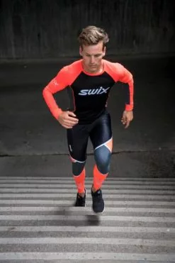 Swix Radiant Racex LS Men Neon Red 9 Swix Radiant Racex LS Men Neon Red -Tilbud Swix Store Swix 40601 90015 4 29fca33329